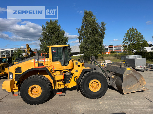 Volvo L220H - Колесен товарач: снимка 4 Volvo L220H - Колесен товарач: снимка 4