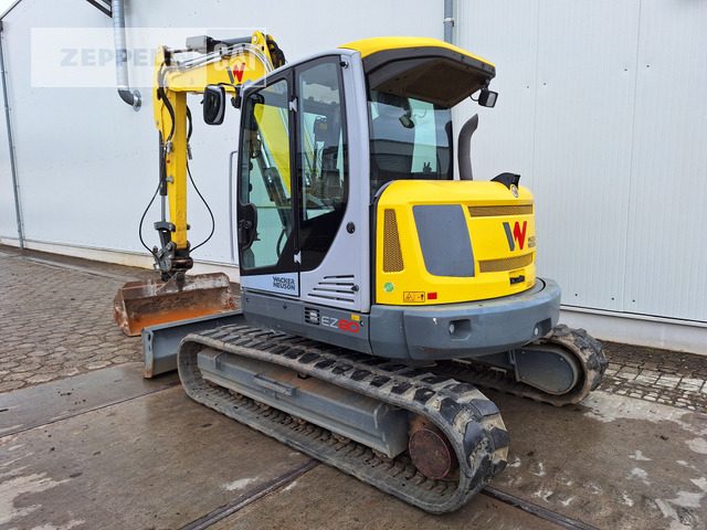 Wacker EZ80 - Мини багер: снимка 3 Wacker EZ80 - Мини багер: снимка 3