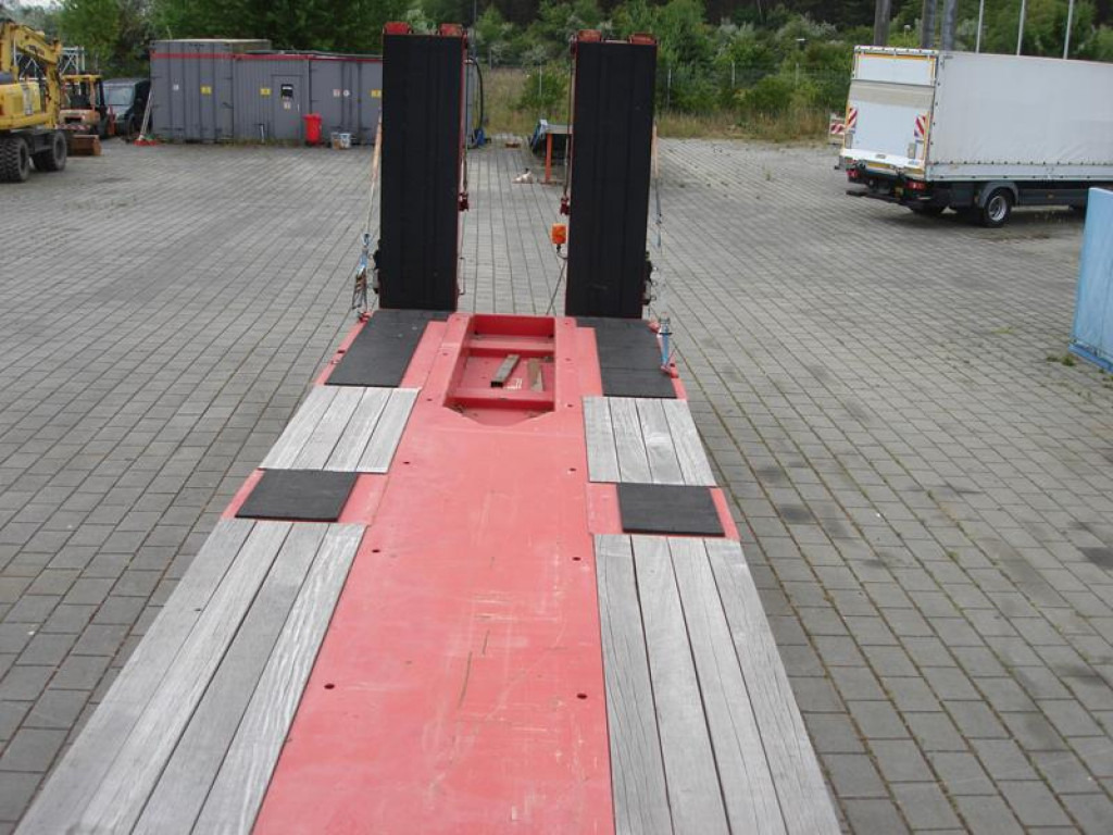 GOLDHOFER Satteltieflader STN-L 3 (245) RM Tiefladerauflieger - Нискорамна площадка полуремарке: снимка 5 GOLDHOFER Satteltieflader STN-L 3 (245) RM Tiefladerauflieger - Нискорамна площадка полуремарке: снимка 5