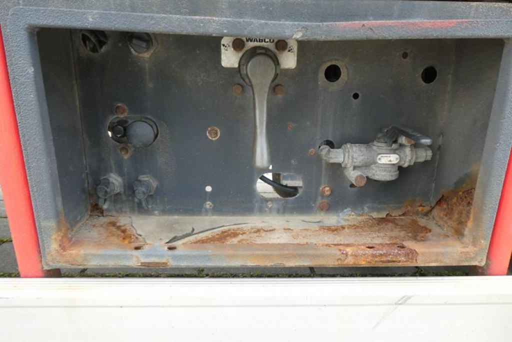 KAESSBOHRER LB4E EX-1 KK LOWBED Tiefladerauflieger AUSZIEHBAR-2x Lenkachsen - Нискорамна площадка полуремарке: снимка 4 KAESSBOHRER LB4E EX-1 KK LOWBED Tiefladerauflieger AUSZIEHBAR-2x Lenkachsen - Нискорамна площадка полуремарке: снимка 4