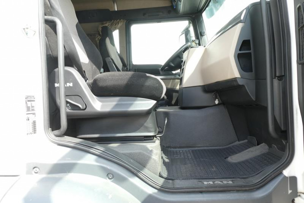 MAN TG-S 26.420 6x2 Abrollkipper - Мултилифт с кука камион: снимка 5 MAN TG-S 26.420 6x2 Abrollkipper - Мултилифт с кука камион: снимка 5