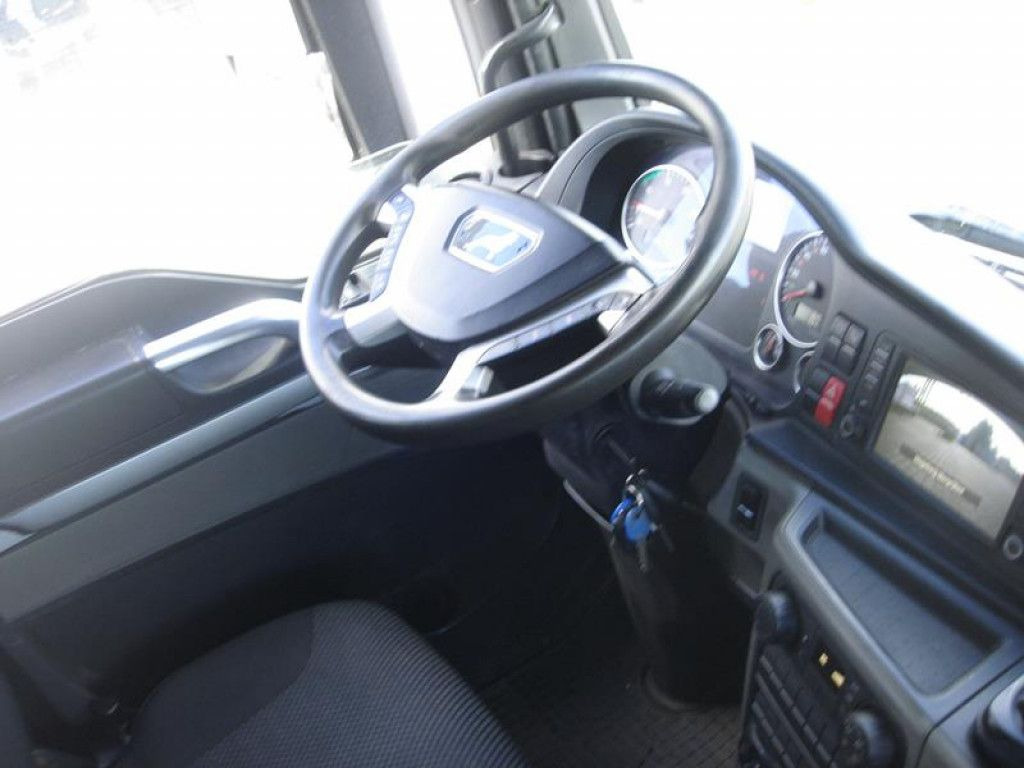 Мултилифт за контейнери камион MAN TG-S 35.460 8x6 4 Achs Muldenkipper Meiller 18m³: снимка 9