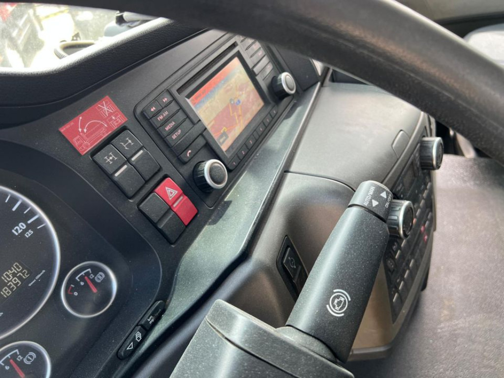 MAN TG-S 35.480 8x4 BL Abrollkipper mit Kran Penz-15L9.80+Meiller RK 30.60L  Lenk-Lift Achse - Мултилифт с кука камион, Камион с кран: снимка 5 MAN TG-S 35.480 8x4 BL Abrollkipper mit Kran Penz-15L9.80+Meiller RK 30.60L  Lenk-Lift Achse - Мултилифт с кука камион, Камион с кран: снимка 5