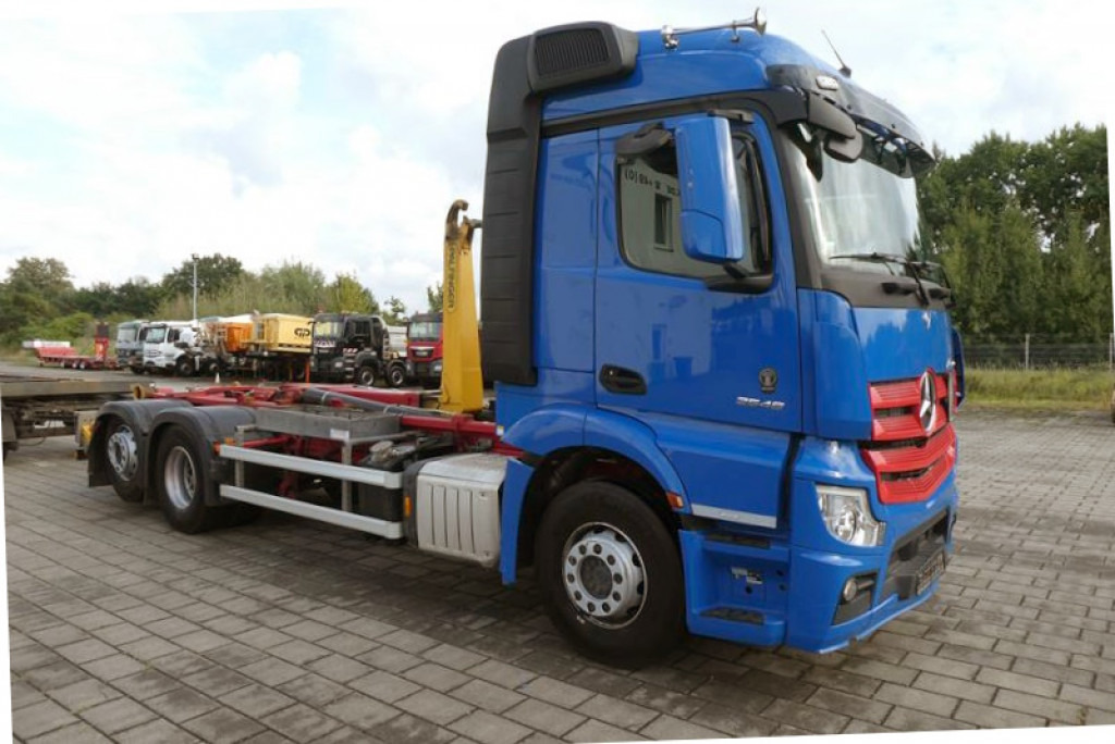 Лизинг на MERCEDES-BENZ Actros neu 2546 L 6x2 Abrollkipper Lenk-Lift Achse MERCEDES-BENZ Actros neu 2546 L 6x2 Abrollkipper Lenk-Lift Achse: снимка 8