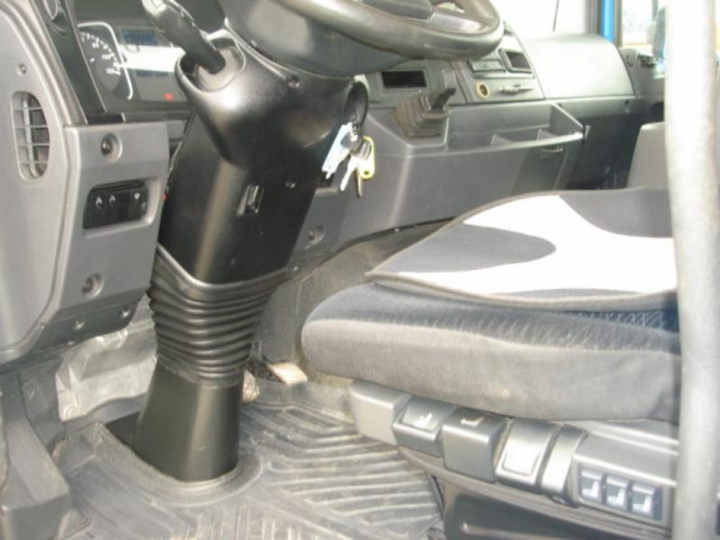 MERCEDES-BENZ Atego 1524 K Absetzkipper TOP +Funkfernbed. - Мултилифт за контейнери камион: снимка 3 MERCEDES-BENZ Atego 1524 K Absetzkipper TOP +Funkfernbed. - Мултилифт за контейнери камион: снимка 3