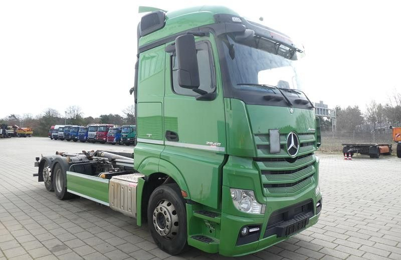 Mercedes-Benz Actros neu 2546 L 6x2 Abrollkipper Meiller - Мултилифт с кука камион: снимка 2 Mercedes-Benz Actros neu 2546 L 6x2 Abrollkipper Meiller - Мултилифт с кука камион: снимка 2