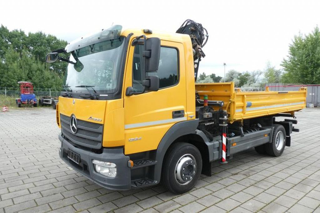 Mercedes-Benz Atego 1224 K 2-Achs Kipper Kran 2x Hdr Ausschub - Самосвал камион, Камион с кран: снимка 3 Mercedes-Benz Atego 1224 K 2-Achs Kipper Kran 2x Hdr Ausschub - Самосвал камион, Камион с кран: снимка 3