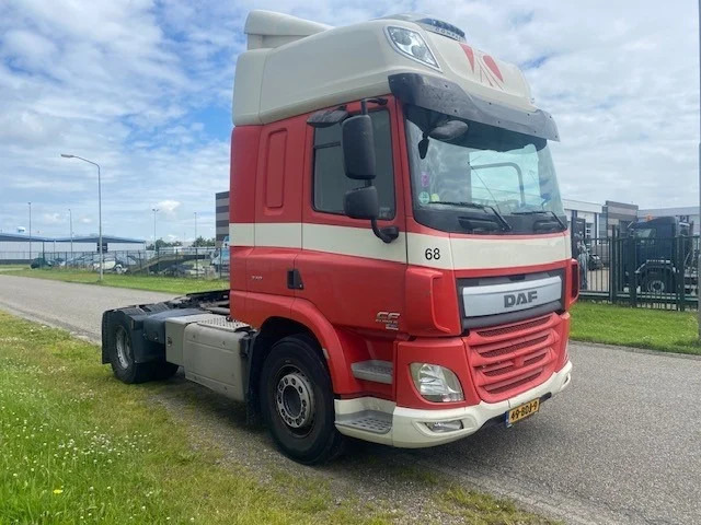 DAF CF 370 spacecab skylights - Влекач: снимка 2 DAF CF 370 spacecab skylights - Влекач: снимка 2