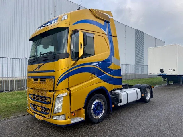 Volvo FH 13.460 trekker, met XL cabine, special paint en incl parc cool, fridge, - Влекач: снимка 1 Volvo FH 13.460 trekker, met XL cabine, special paint en incl parc cool, fridge, - Влекач: снимка 1