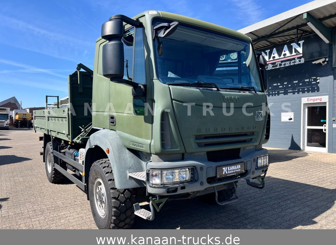 Iveco ML100E22WM-BW 4x4 Miltär Camper Exped 19 TKm - Бордови камион: снимка 1 Iveco ML100E22WM-BW 4x4 Miltär Camper Exped 19 TKm - Бордови камион: снимка 1