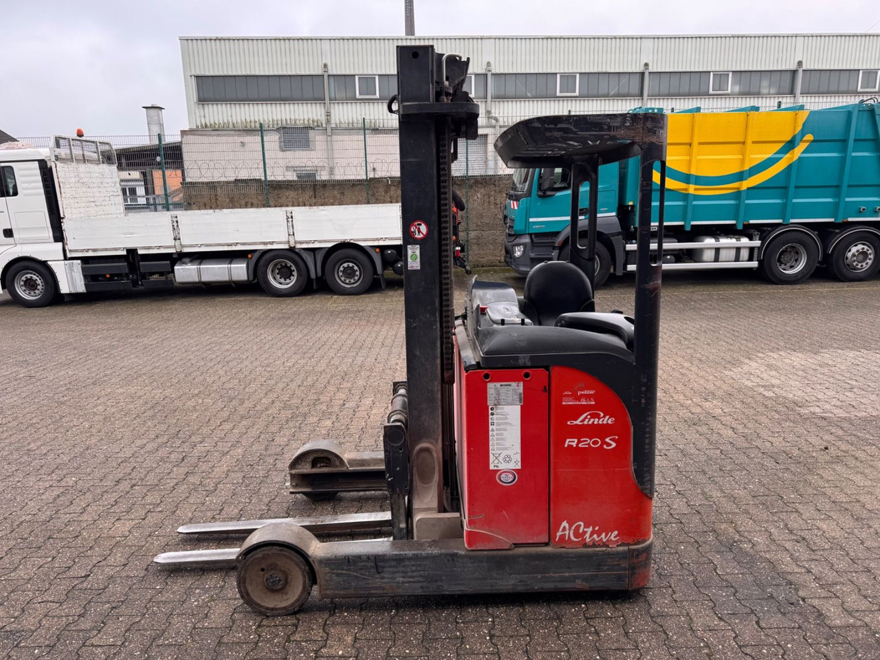 Linde R 20 S Active 5.40 höhe 2t - Ричтрак: снимка 4 Linde R 20 S Active 5.40 höhe 2t - Ричтрак: снимка 4