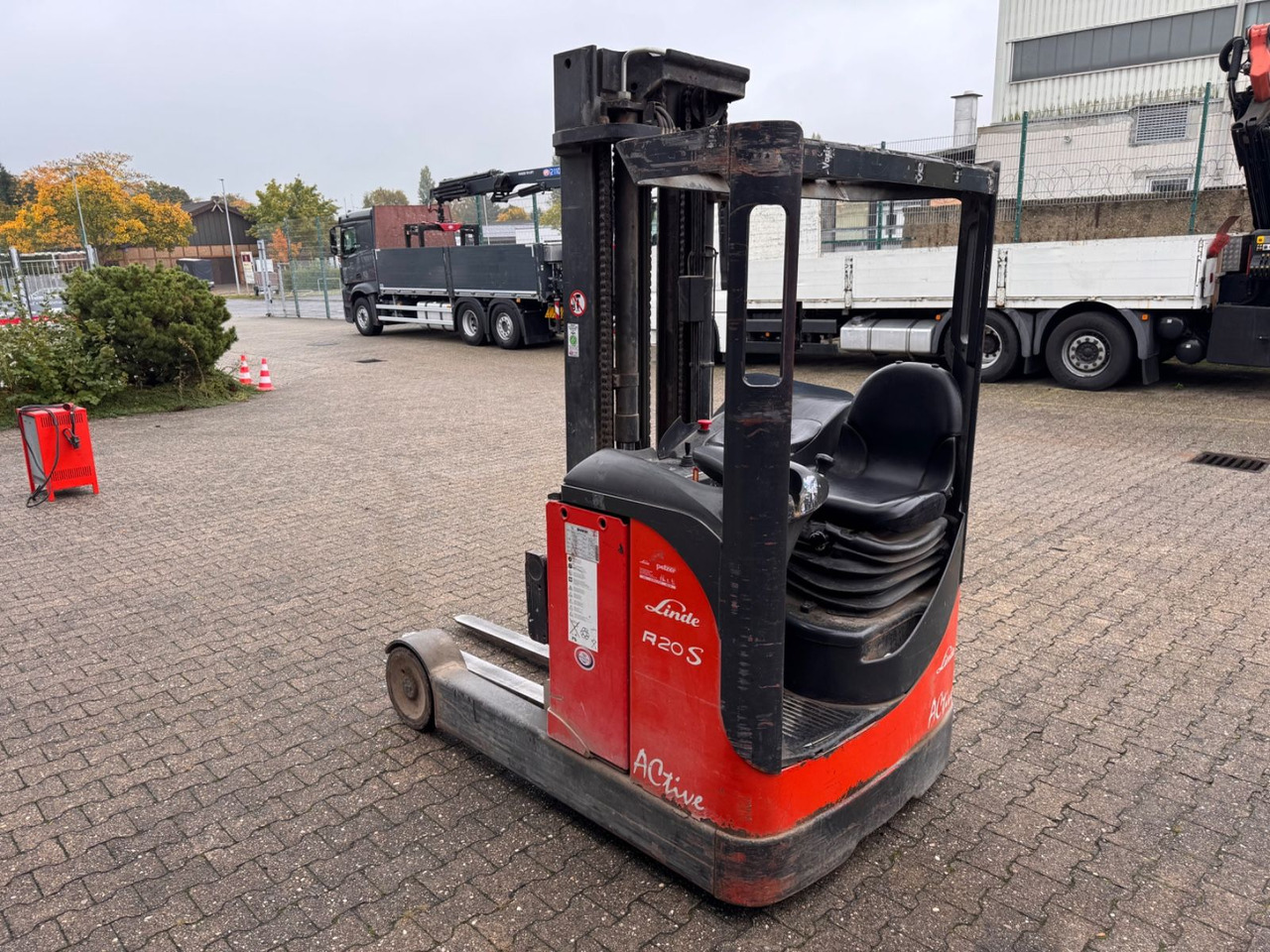 Linde R 20 S Active 5.40 höhe 2t - Ричтрак: снимка 1 Linde R 20 S Active 5.40 höhe 2t - Ричтрак: снимка 1