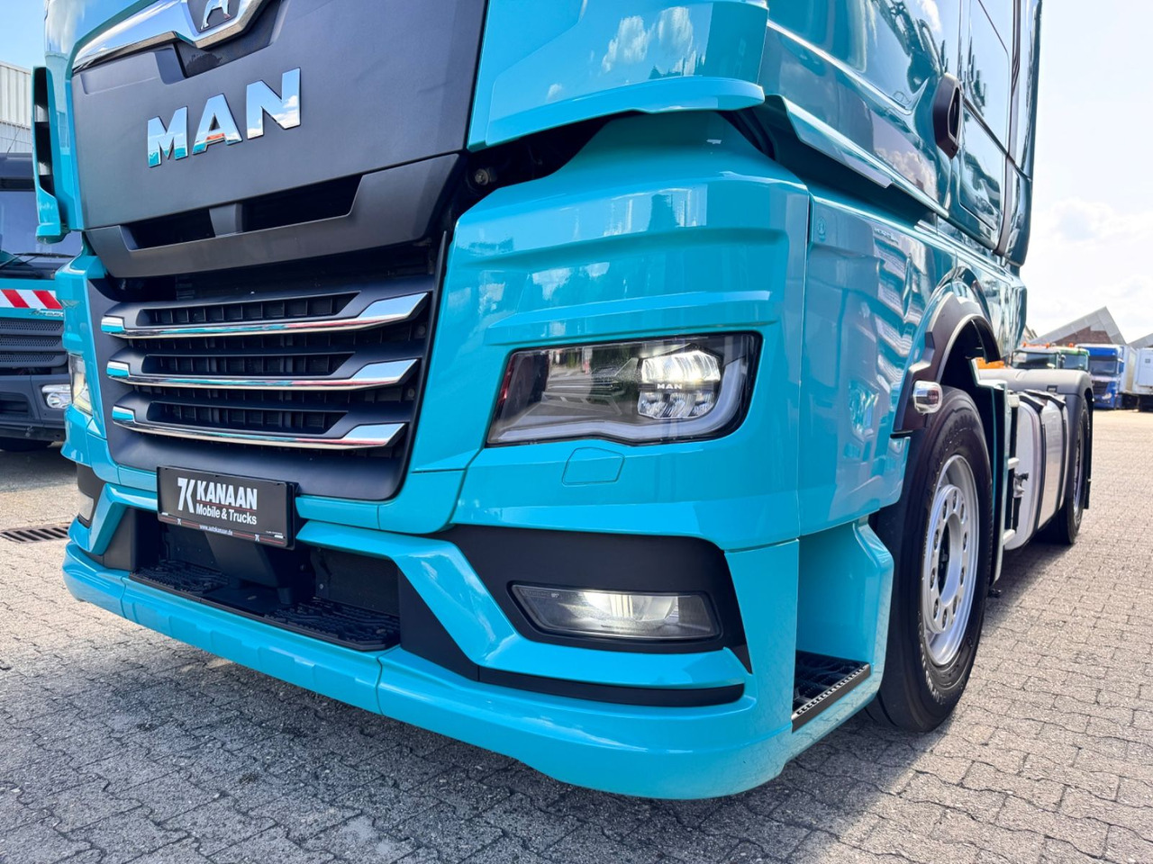 MAN 18.510 TGX 4x2 BL GX 2x Tanks TOP Ausstattung - Влекач: снимка 3 MAN 18.510 TGX 4x2 BL GX 2x Tanks TOP Ausstattung - Влекач: снимка 3