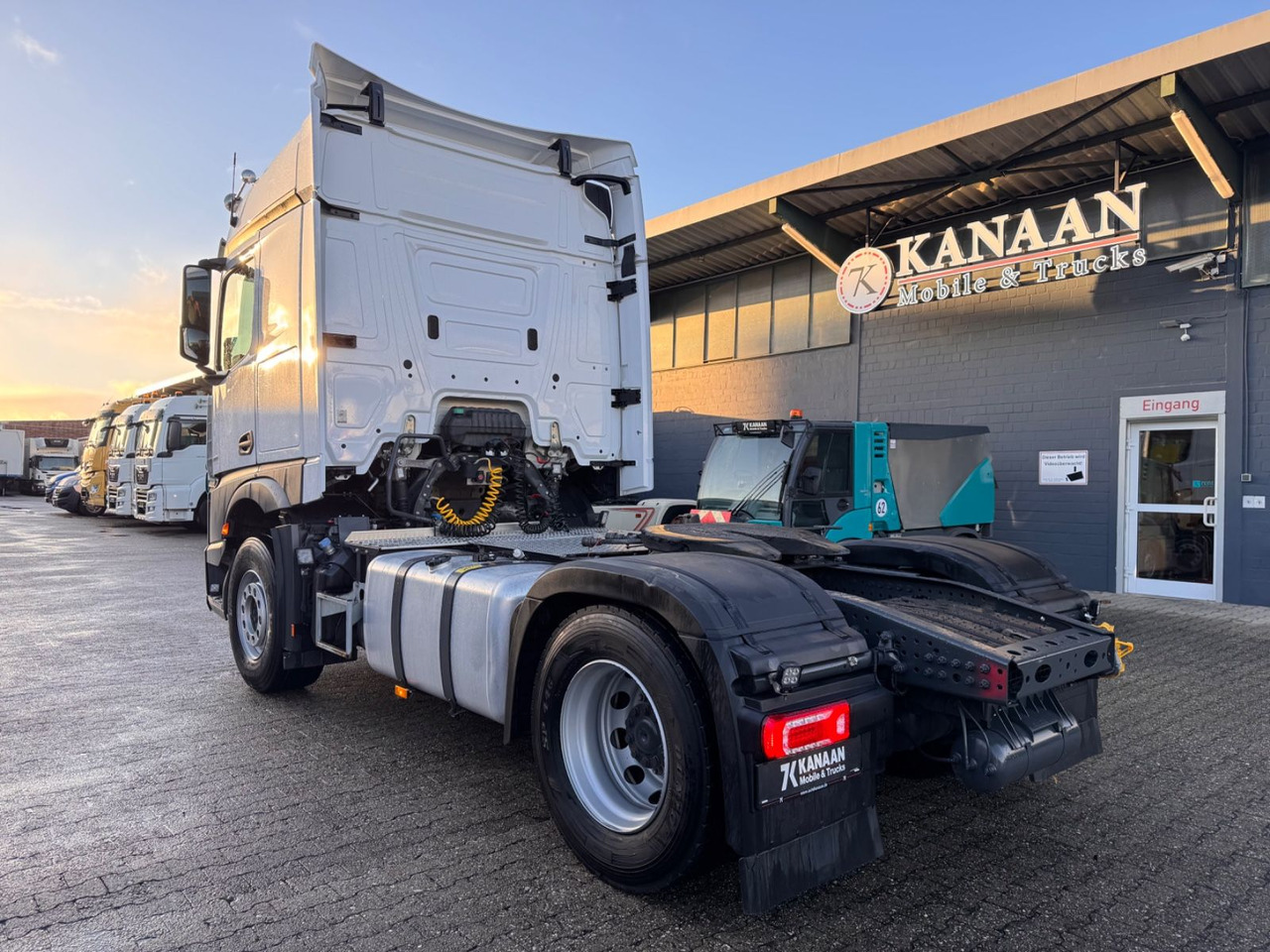 Mercedes-Benz 1846 Actros 5 Hydr. Kipper / Walkingfloor 2-Weg - Влекач: снимка 3 Mercedes-Benz 1846 Actros 5 Hydr. Kipper / Walkingfloor 2-Weg - Влекач: снимка 3