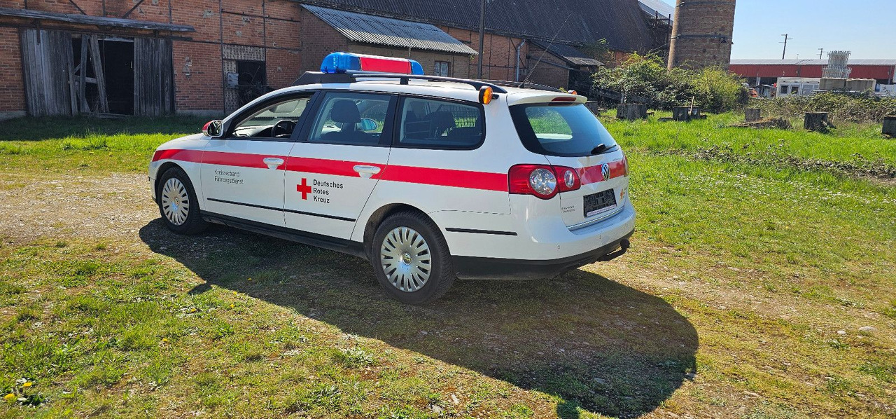 Volkswagen Allrad Feuerwehr Kommandowagen HVO KDOW ELW - Седан: снимка 3 Volkswagen Allrad Feuerwehr Kommandowagen HVO KDOW ELW - Седан: снимка 3