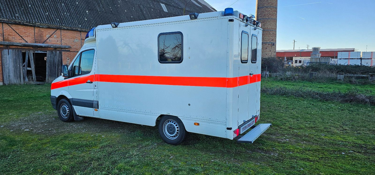 Volkswagen Crafter ELW Rettungswagen Camper Van - Линейка: снимка 4 Volkswagen Crafter ELW Rettungswagen Camper Van - Линейка: снимка 4