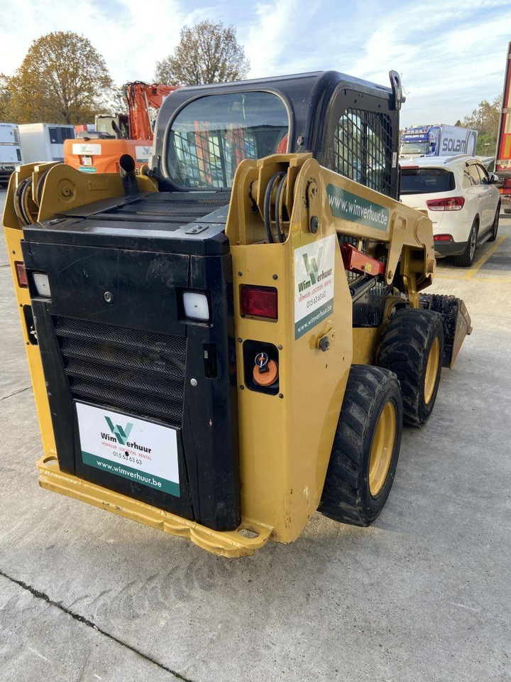 CAT 226 D3 (5867) - Мини челен товарач: снимка 3 CAT 226 D3 (5867) - Мини челен товарач: снимка 3