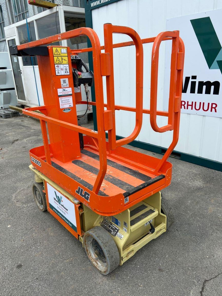 JLG 1230 ES (10150) - Ножична работна платформа: снимка 3 JLG 1230 ES (10150) - Ножична работна платформа: снимка 3