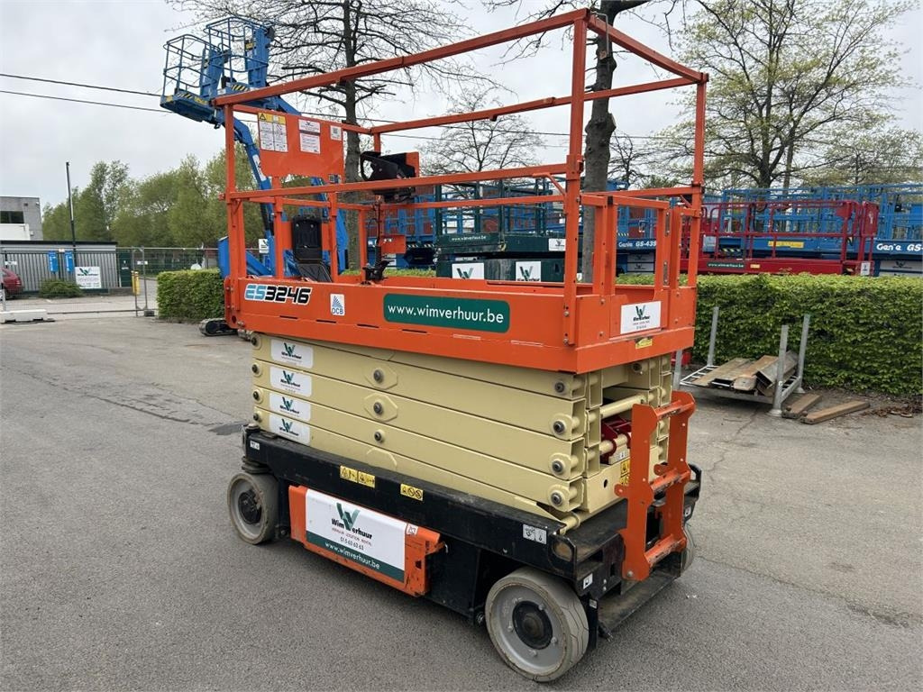 JLG 3246ES (6778) - Ножична работна платформа: снимка 4 JLG 3246ES (6778) - Ножична работна платформа: снимка 4
