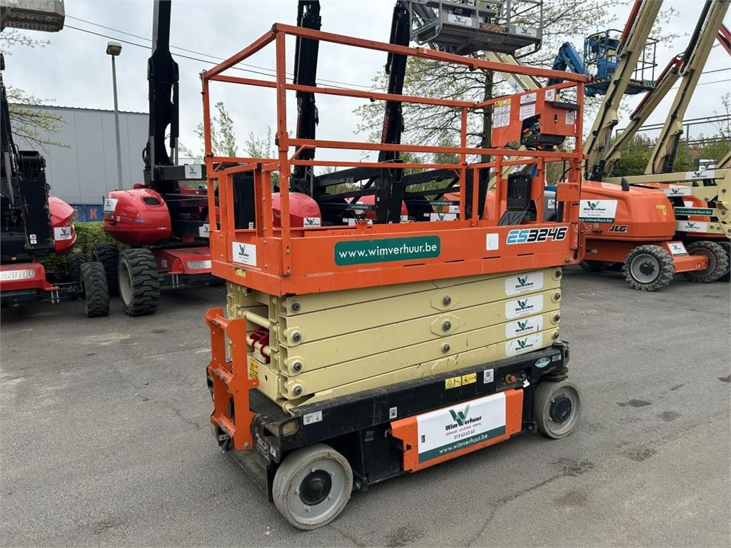 JLG 3246ES (6778) - Ножична работна платформа: снимка 2 JLG 3246ES (6778) - Ножична работна платформа: снимка 2