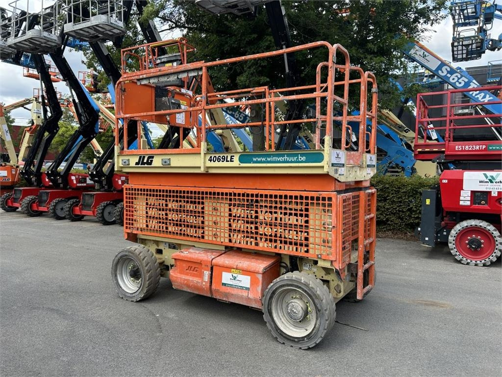 JLG 4069 LE (3524) - Ножична работна платформа: снимка 2 JLG 4069 LE (3524) - Ножична работна платформа: снимка 2