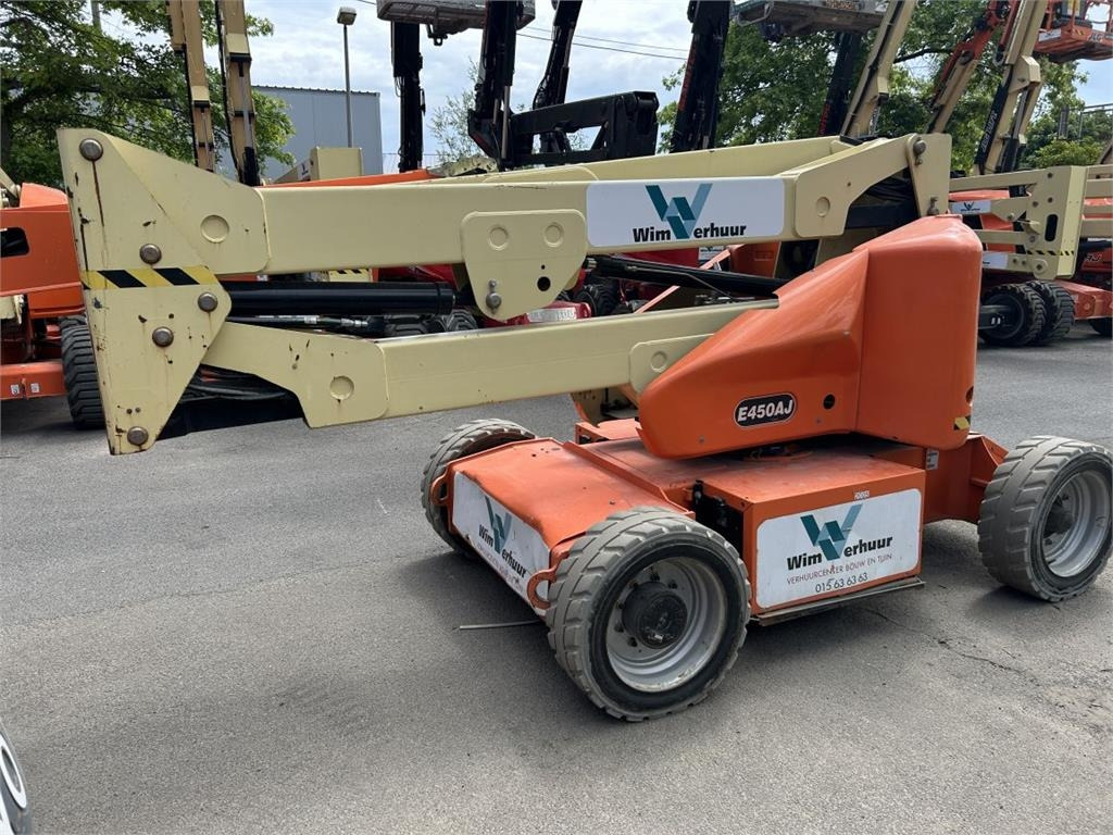 JLG E450AJ (2005) - Артикулираща платформа: снимка 5 JLG E450AJ (2005) - Артикулираща платформа: снимка 5