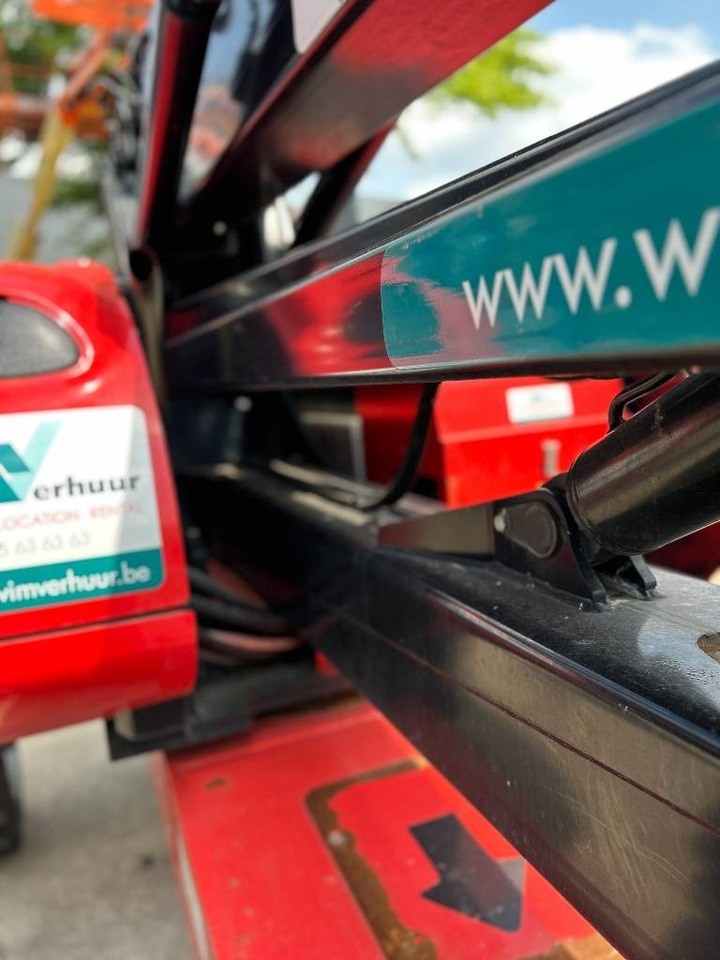 Артикулираща платформа Manitou 200 ATJ RC: снимка 14