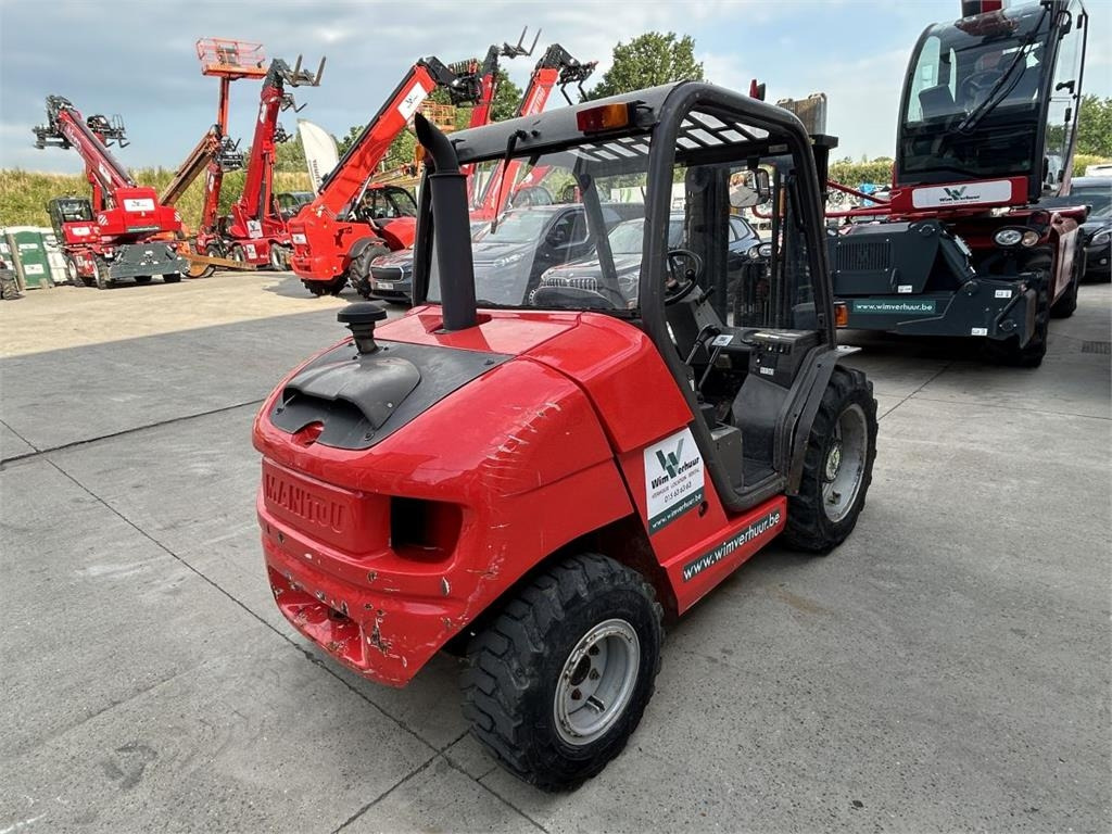 Manitou MH25-4 - Мотокар с висока проходимост: снимка 3 Manitou MH25-4 - Мотокар с висока проходимост: снимка 3
