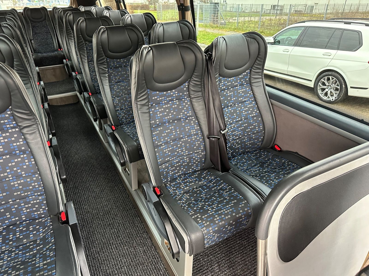 Микробус, Пътнически бус Iveco Atomic AN21 (wenig Km*7.2t) Rosero/ Rapido: снимка 14 Микробус, Пътнически бус Iveco Atomic AN21 (wenig Km*7.2t) Rosero/ Rapido: снимка 14