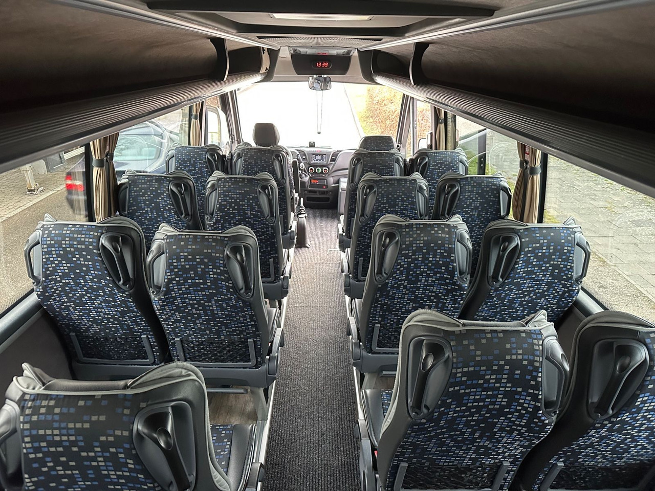 Микробус, Пътнически бус Iveco Atomic AN21 (wenig Km*7.2t) Rosero/ Rapido: снимка 16 Микробус, Пътнически бус Iveco Atomic AN21 (wenig Km*7.2t) Rosero/ Rapido: снимка 16