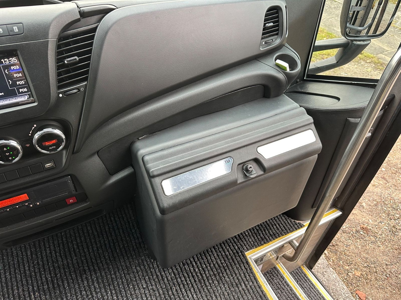 Микробус, Пътнически бус Iveco Atomic AN21 (wenig Km*7.2t) Rosero/ Rapido: снимка 13 Микробус, Пътнически бус Iveco Atomic AN21 (wenig Km*7.2t) Rosero/ Rapido: снимка 13