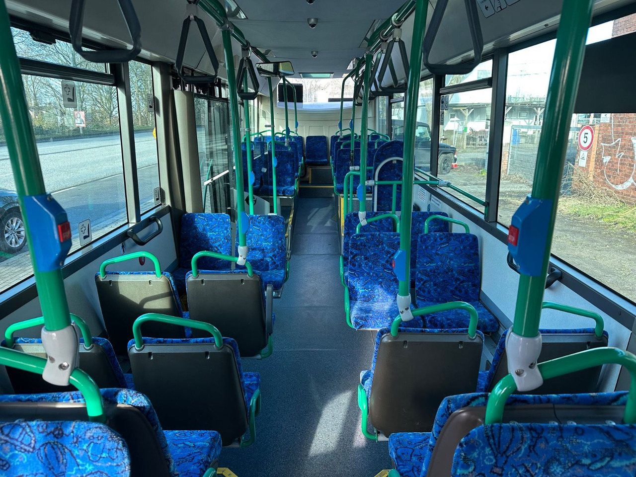 Iveco Irisbus Citelis (TÜV 07/25*SP 04/25*wenig Km) Iveco Irisbus Citelis (wenig Km) O530/ 415 NF - Градски автобус: снимка 5 Iveco Irisbus Citelis (TÜV 07/25*SP 04/25*wenig Km) Iveco Irisbus Citelis (wenig Km) O530/ 415 NF - Градски автобус: снимка 5