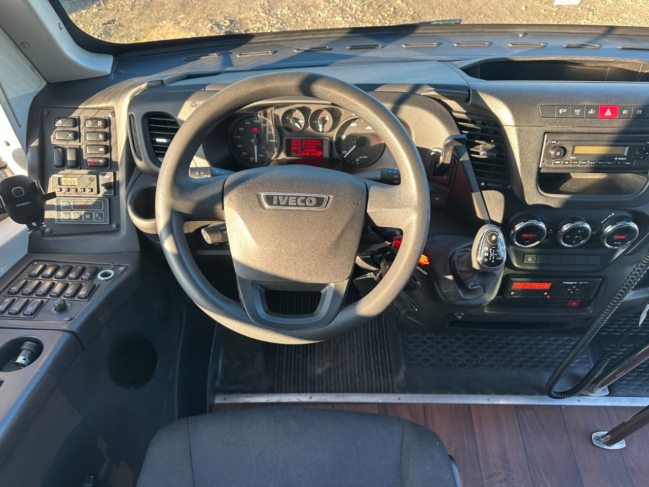 Iveco Maximo 70c18 (TOP*7.5t) Rosero/ Rapido - Микробус, Пътнически бус: снимка 4 Iveco Maximo 70c18 (TOP*7.5t) Rosero/ Rapido - Микробус, Пътнически бус: снимка 4