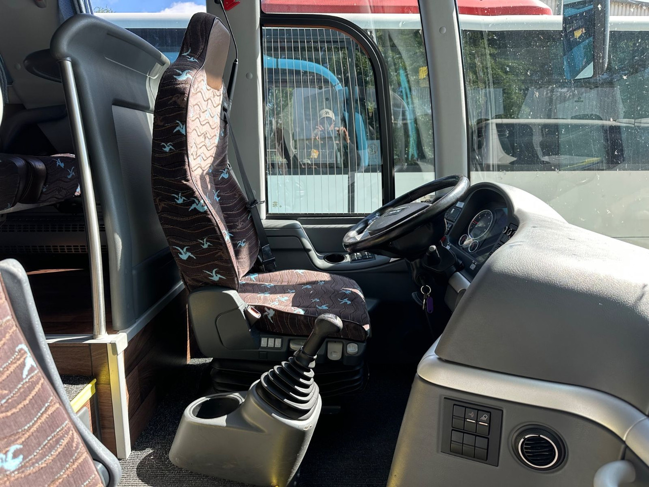 Туристически автобус MAN R08 Lions Coach L (60 Sitze*Schalt): снимка 14