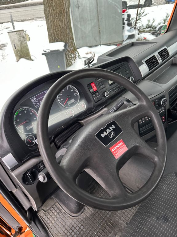 MAN TGS 26.400 6X2-2 BL Meille RK 20.70 Absetzkipper MAN TGS 26.400 6X2-2 BL Meille RK 20.70 Absetzkipper - Мултилифт за контейнери камион: снимка 3 MAN TGS 26.400 6X2-2 BL Meille RK 20.70 Absetzkipper MAN TGS 26.400 6X2-2 BL Meille RK 20.70 Absetzkipper - Мултилифт за контейнери камион: снимка 3