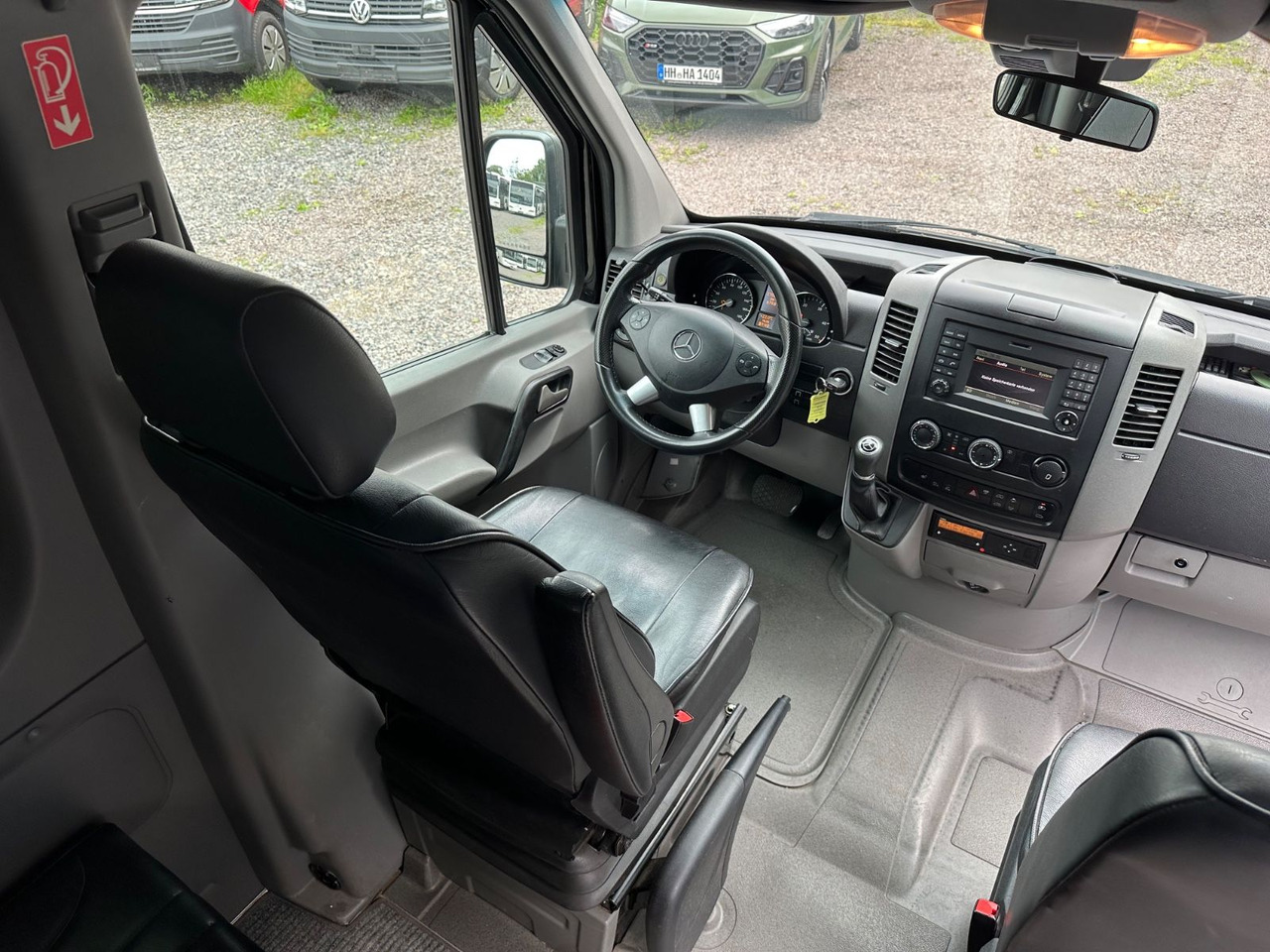 Mercedes-Benz Sprinter 519 CDi (Euro 6*Leder Sitze) - Микробус, Пътнически бус: снимка 4 Mercedes-Benz Sprinter 519 CDi (Euro 6*Leder Sitze) - Микробус, Пътнически бус: снимка 4