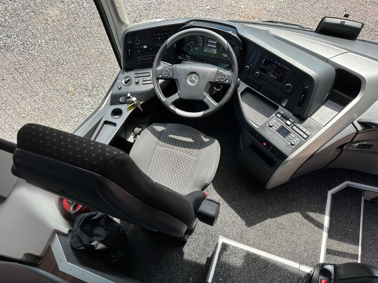 Mercedes-Benz Tourismo E 15 RHD (wenig Km*TOP*DE) - Туристически автобус: снимка 5 Mercedes-Benz Tourismo E 15 RHD (wenig Km*TOP*DE) - Туристически автобус: снимка 5