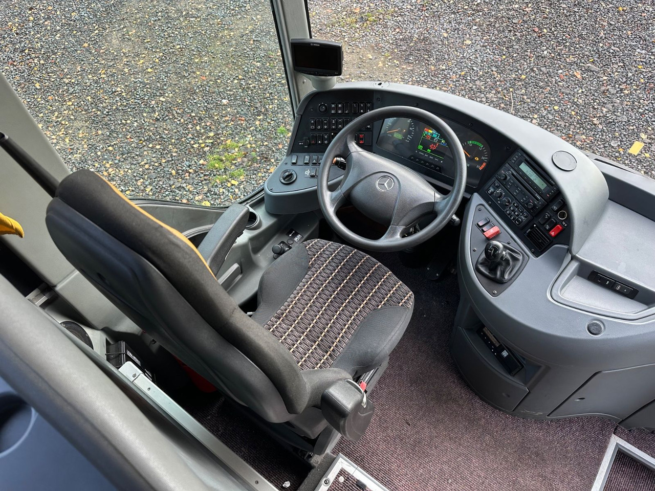 Mercedes-Benz Tourismo O350 17 RHD-L (59Sitze*DE*TOP) - Туристически автобус: снимка 5 Mercedes-Benz Tourismo O350 17 RHD-L (59Sitze*DE*TOP) - Туристически автобус: снимка 5