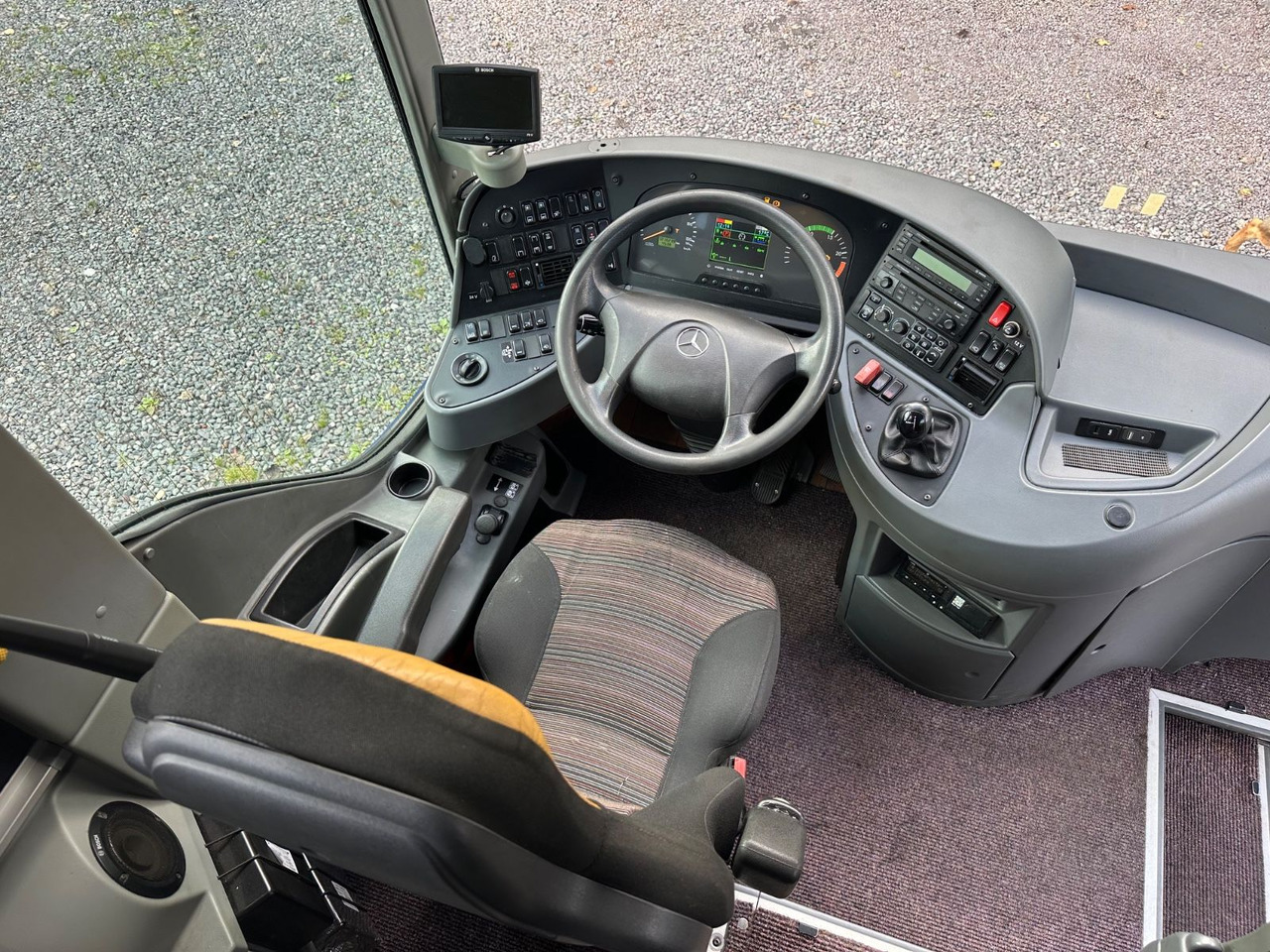 Mercedes-Benz Tourismo O350 RHD (Euro 6 VI *DE*TOP) - Туристически автобус: снимка 4 Mercedes-Benz Tourismo O350 RHD (Euro 6 VI *DE*TOP) - Туристически автобус: снимка 4