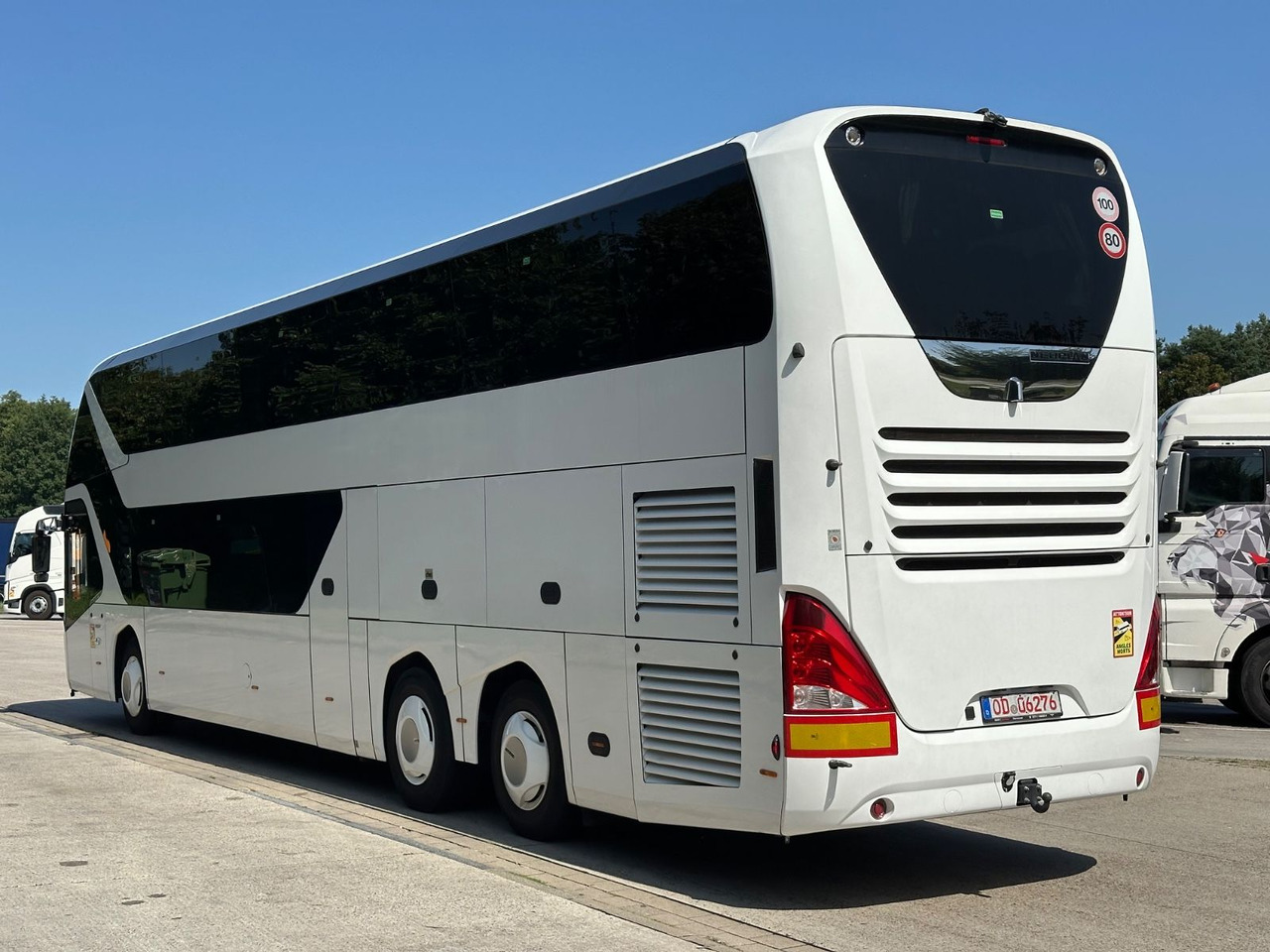 Neoplan P06 Skyliner L (83 Sitze*TOP*Motor Neu*Panorama) - Двуетажен автобус: снимка 2 Neoplan P06 Skyliner L (83 Sitze*TOP*Motor Neu*Panorama) - Двуетажен автобус: снимка 2