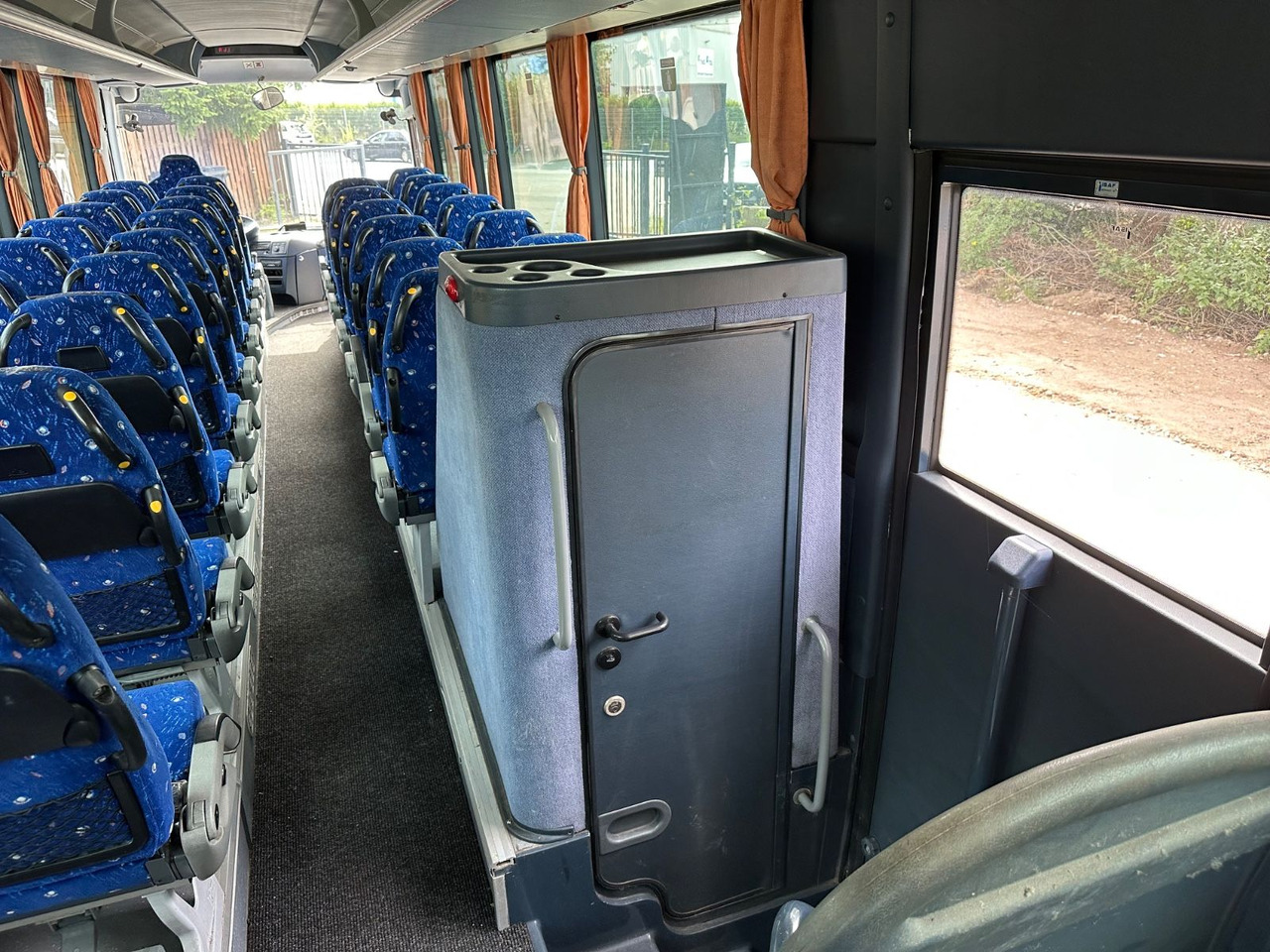 Лизинг на Neoplan P25 Trendliner 3516ÜC Klimaanlage*WC*57 Sitze Neoplan P25 Trendliner 3516ÜC Klimaanlage*WC*57 Sitze Neoplan P25 Trendliner 3516ÜC Klimaanlage*WC*57 Sitze Neoplan P25 Trendliner 3516ÜC Klimaanlage*WC*57 Sitze: снимка 17