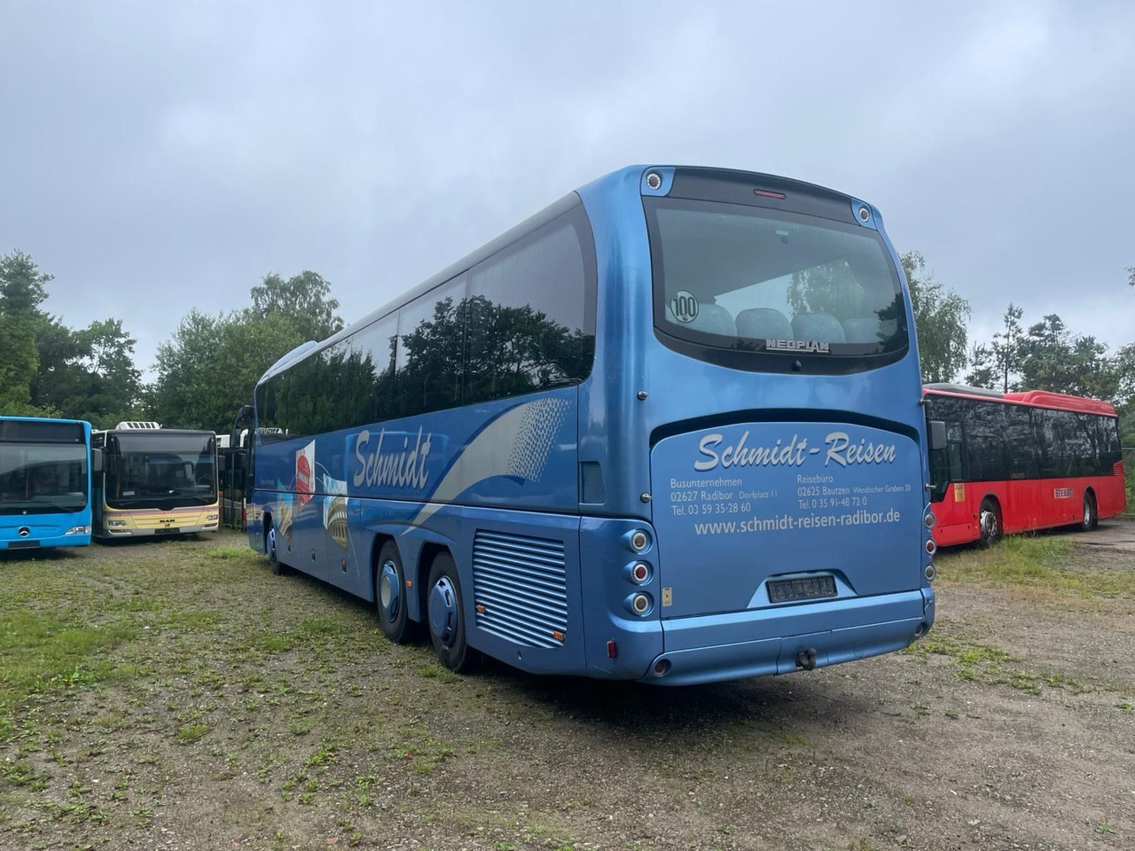 Neoplan Tourliner L P22 (59 Sitze*Schalt*TOP*DE) - Туристически автобус: снимка 2 Neoplan Tourliner L P22 (59 Sitze*Schalt*TOP*DE) - Туристически автобус: снимка 2