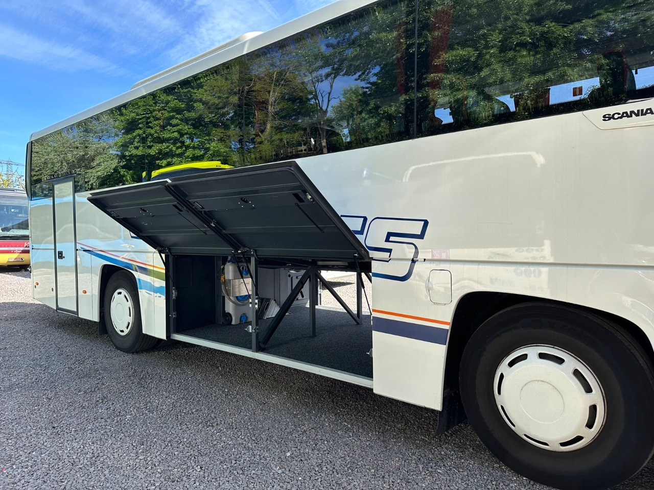 Scania Interlink MD (wenig Km*TOP*DE) S511 HD/ O350K - Туристически автобус: снимка 4 Scania Interlink MD (wenig Km*TOP*DE) S511 HD/ O350K - Туристически автобус: снимка 4