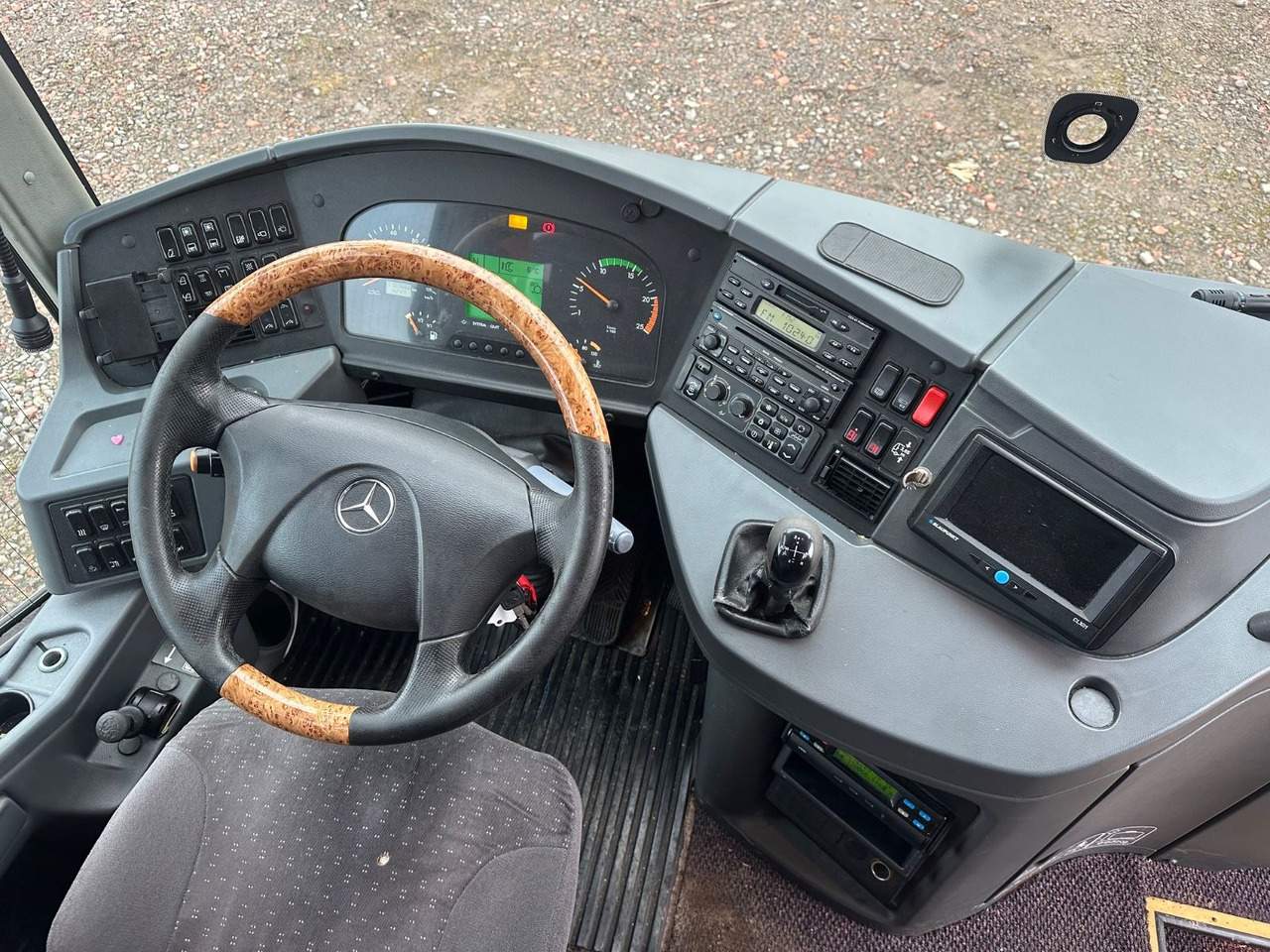 Setra S 415 GT-HD (Euro 4*Analog-Tacho) - Туристически автобус: снимка 5 Setra S 415 GT-HD (Euro 4*Analog-Tacho) - Туристически автобус: снимка 5