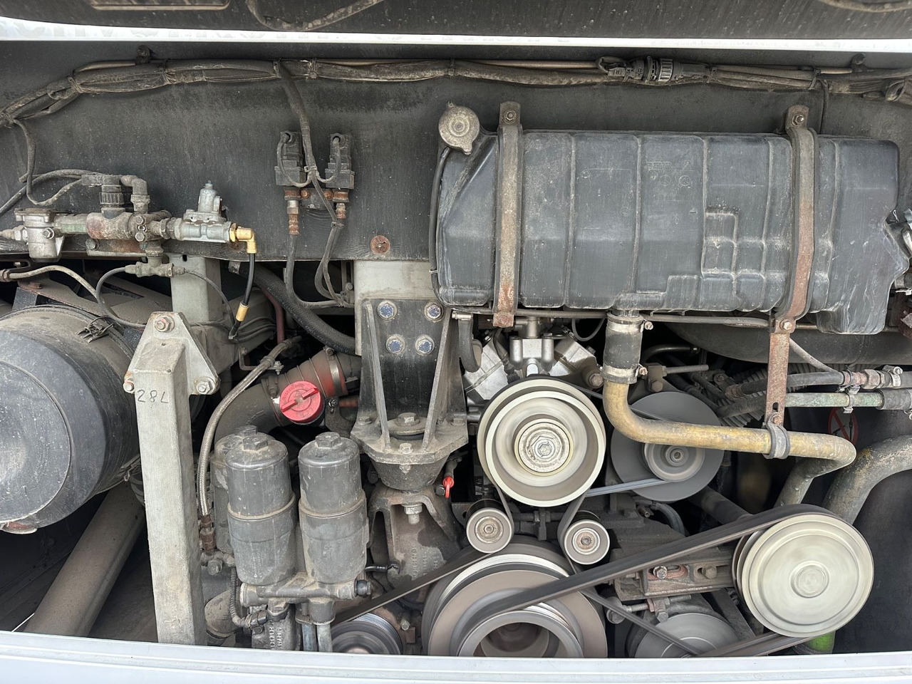 Setra S 415 GT (original Euro 4*Küche*WC) - Туристически автобус: снимка 4 Setra S 415 GT (original Euro 4*Küche*WC) - Туристически автобус: снимка 4