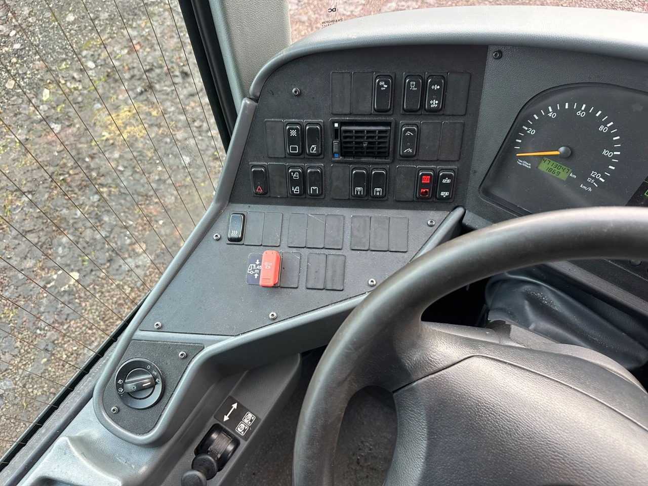 Градски автобус Setra S 415 LE Business ( wenig Km*TOP): снимка 13 Градски автобус Setra S 415 LE Business ( wenig Km*TOP): снимка 13