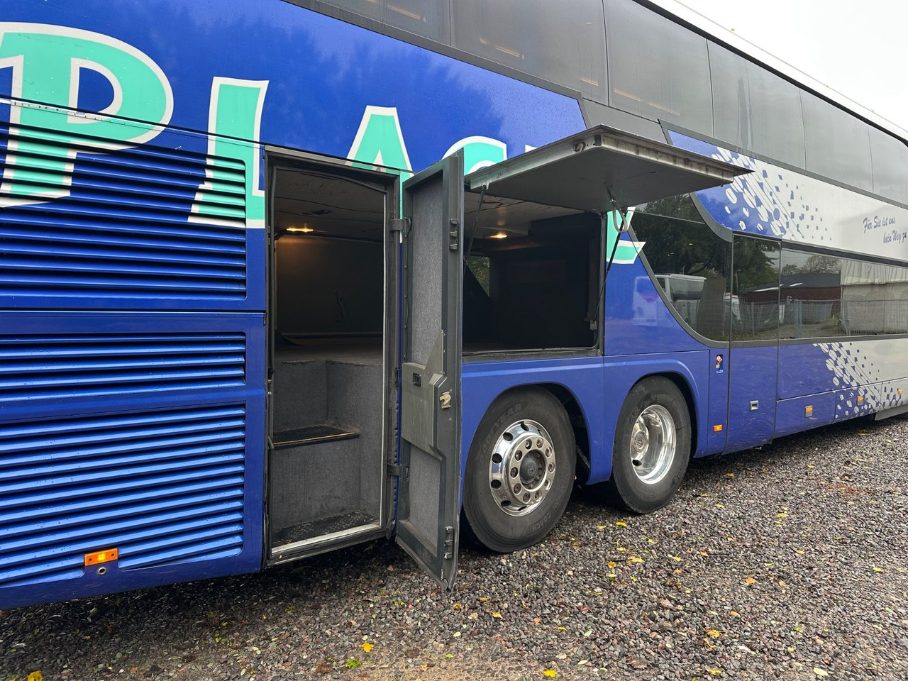Setra S 431 DT (80 Sitze*TOP*Euro 4) - Двуетажен автобус: снимка 3 Setra S 431 DT (80 Sitze*TOP*Euro 4) - Двуетажен автобус: снимка 3