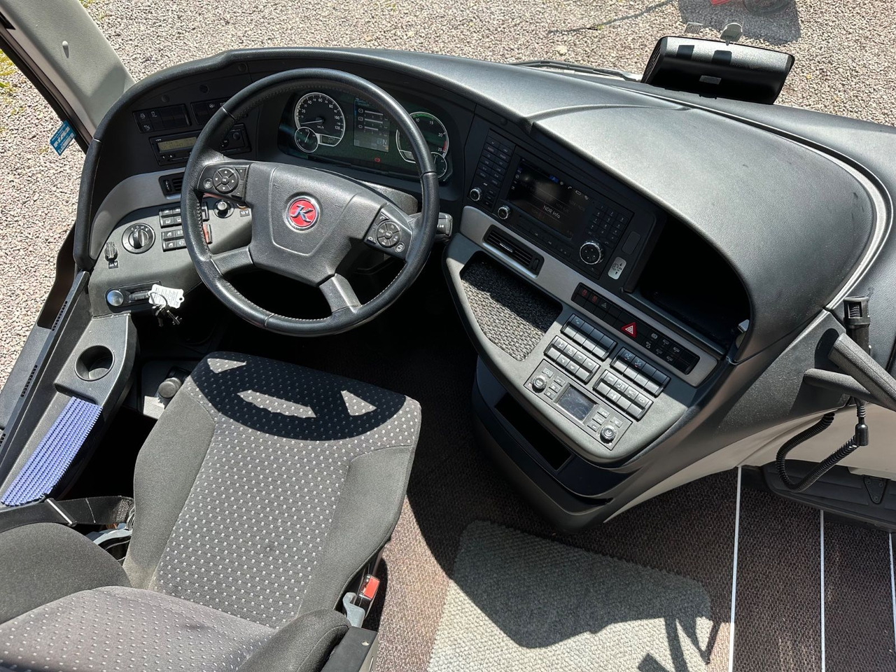 Setra S 511 HD (Küche*WC*DE-Bus*38 Sitze) - Туристически автобус: снимка 5 Setra S 511 HD (Küche*WC*DE-Bus*38 Sitze) - Туристически автобус: снимка 5