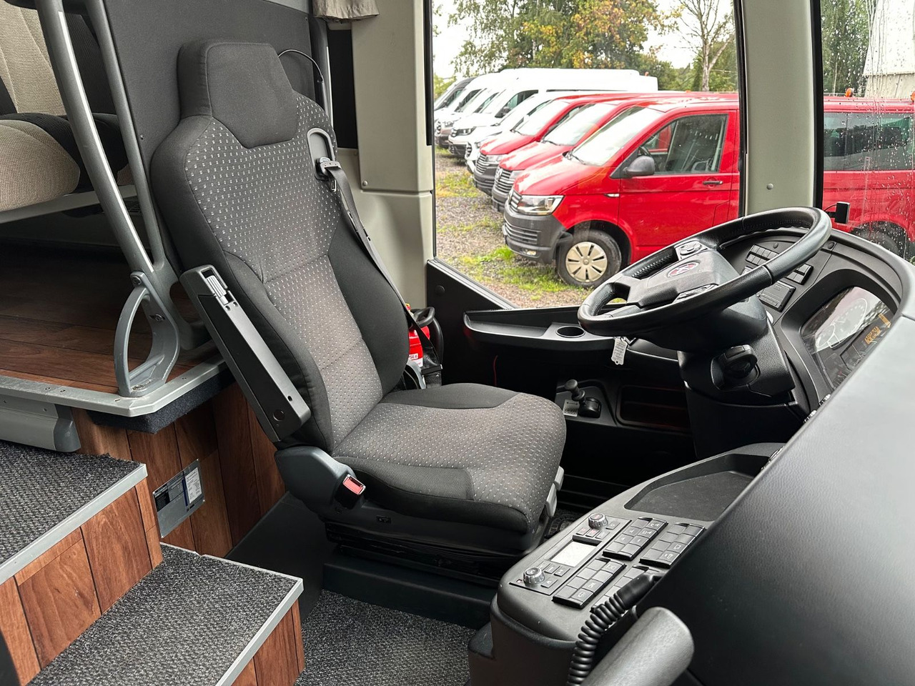 Setra S 516 HD (56 Sitze*DE-Bus*TOP) - Туристически автобус: снимка 5 Setra S 516 HD (56 Sitze*DE-Bus*TOP) - Туристически автобус: снимка 5