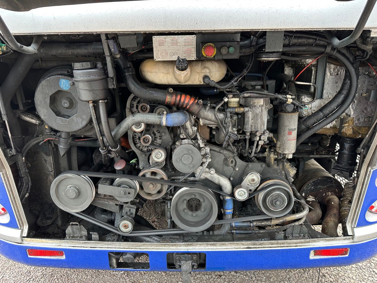 Temsa MD9 C (wenig Km*34 Sitze) - Туристически автобус: снимка 4 Temsa MD9 C (wenig Km*34 Sitze) - Туристически автобус: снимка 4